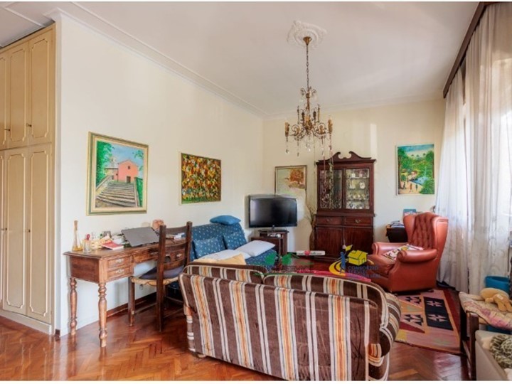 Appartamento in Vendita a Parma, 295'000&euro;, 120 m²