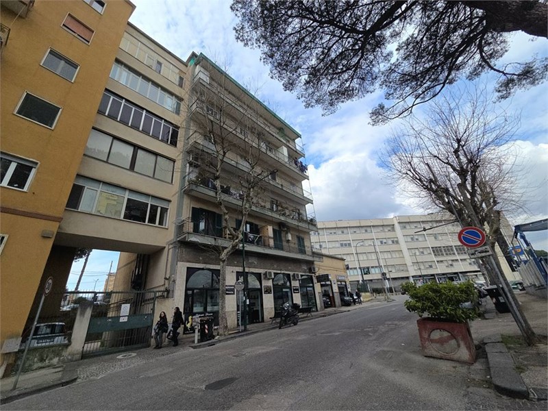 Quadrilocale in Vendita a Napoli, 390'000&euro;, 106 m²