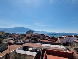 Trilocale in Vendita a Torre Annunziata, 145'000&euro;, 117 m²