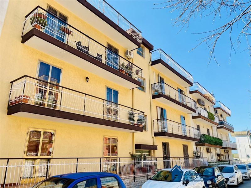 Trilocale in Vendita a Cellamare, 110'000&euro;, 100 m²