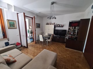 Appartamento in Vendita a Livorno, 270'000&euro;, 190 m², arredato, con Box