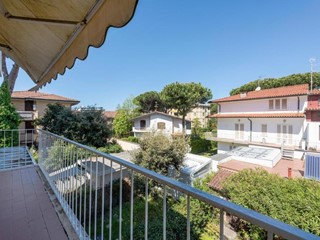 Appartamento in Affitto a Viareggio, 2'000&euro;, 150 m², arredato