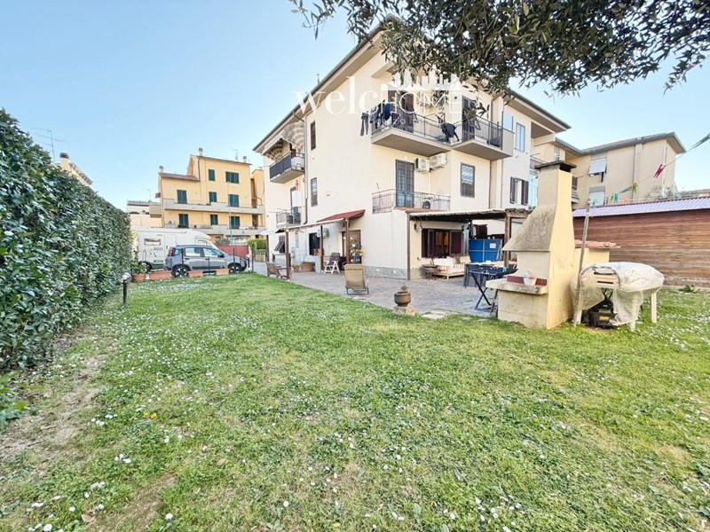 Trilocale in Vendita a Campi Bisenzio, 310'000&euro;, 77 m²