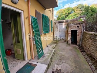 Quadrilocale in Vendita a Pisa, 185'000&euro;, 75 m²