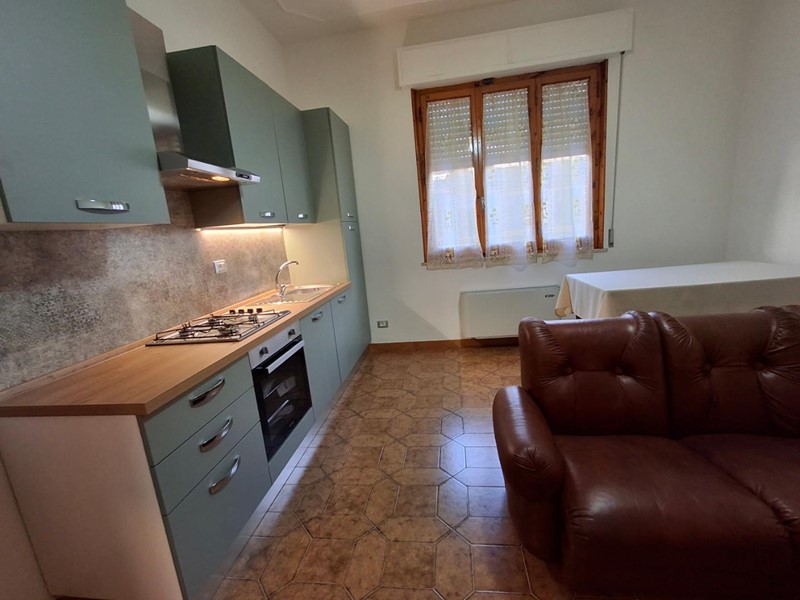 Bilocale in Affitto a Vinci, 750&euro;, 55 m², arredato