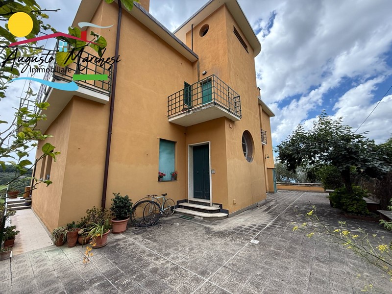 Quadrilocale in Affitto a Camogli, 750&euro;, 71 m²