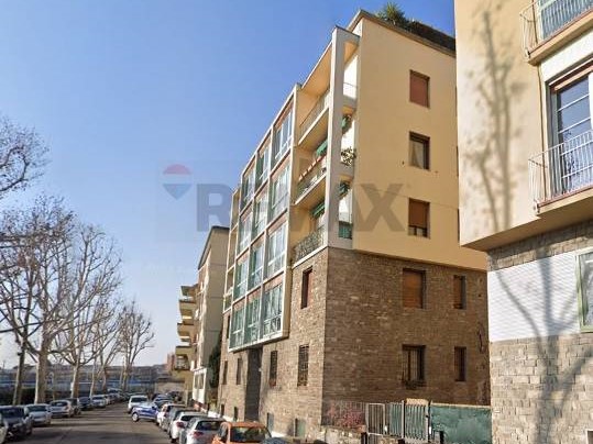 Appartamento in Vendita a Firenze, 325'000&euro;, 105 m²