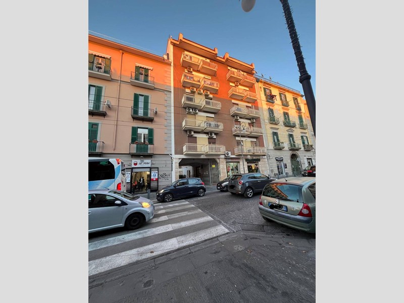 Appartamento in Vendita a Portici, 390'000&euro;, 111 m²