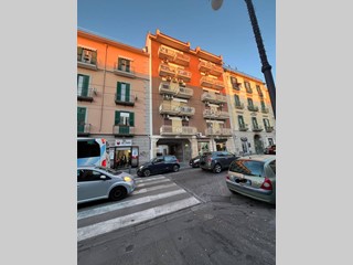 Appartamento in Vendita a Portici, 390'000&euro;, 111 m²