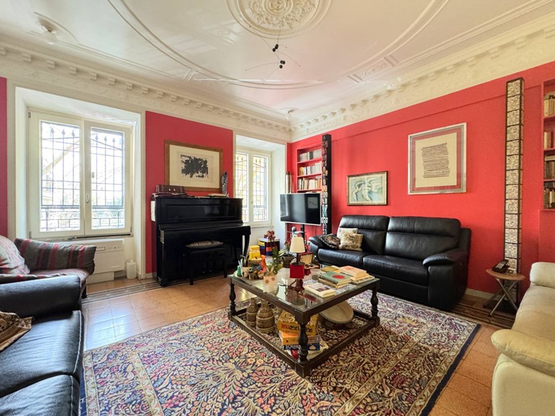 Appartamento in Vendita a Roma, 519'000&euro;, 186 m²