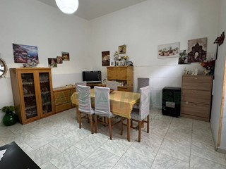Bilocale in Vendita a Mugnano del Cardinale, 55'000&euro;, 65 m²