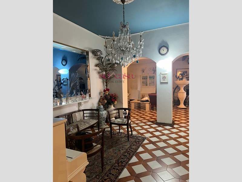 Appartamento in Vendita a Grosseto, 350 m²