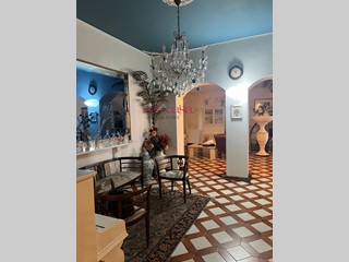 Appartamento in Vendita a Grosseto, 350 m²