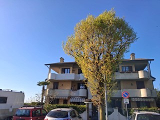 Trilocale in Vendita a Nova Milanese, 220'000&euro;, 110 m²