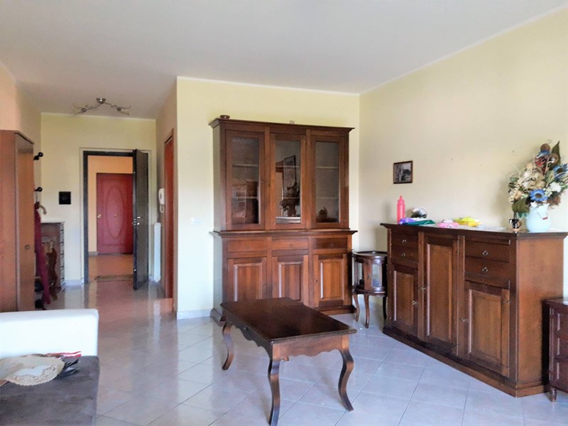 Trilocale in Affitto a Catanzaro, 600&euro;, 100 m²
