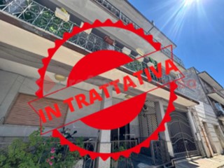 Quadrilocale in Vendita a Pulsano, 85'000&euro;, 100 m²