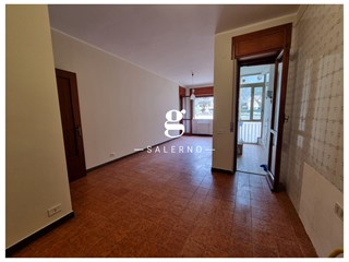Trilocale in Vendita a Salerno, 280'000&euro;, 134 m², con Box