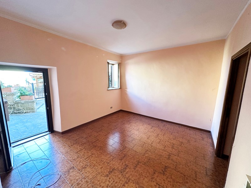 Trilocale in Affitto a Castel Sant'Elia, 350&euro;, 65 m²