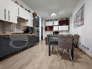 Trilocale in Vendita a Signa, 219'000&euro;, 89 m²