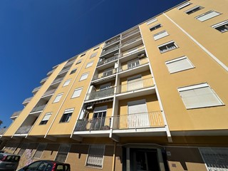 Quadrilocale in Vendita a Barcellona Pozzo di Gotto, 70'000&euro;, 108 m²