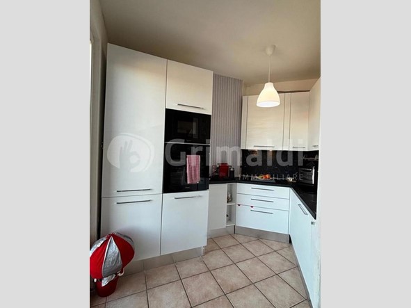 Trilocale in Vendita a Abbiategrasso, 173'000&euro;, 90 m²