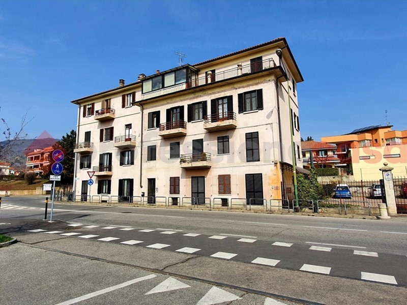 Bilocale in Vendita a Pinerolo, 45'000&euro;, 50 m²