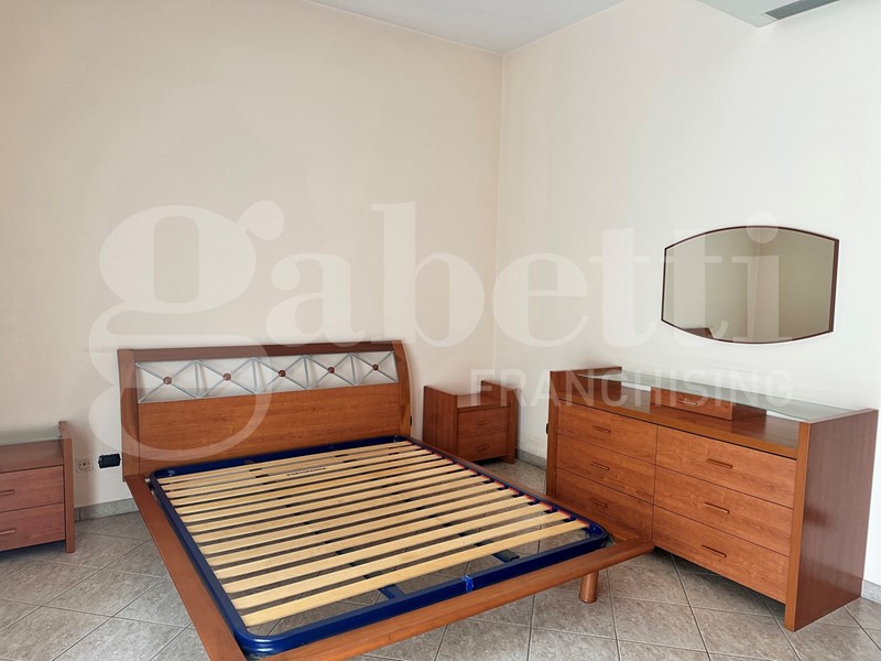 Trilocale in Affitto a Atripalda, 530&euro;, 75 m², arredato