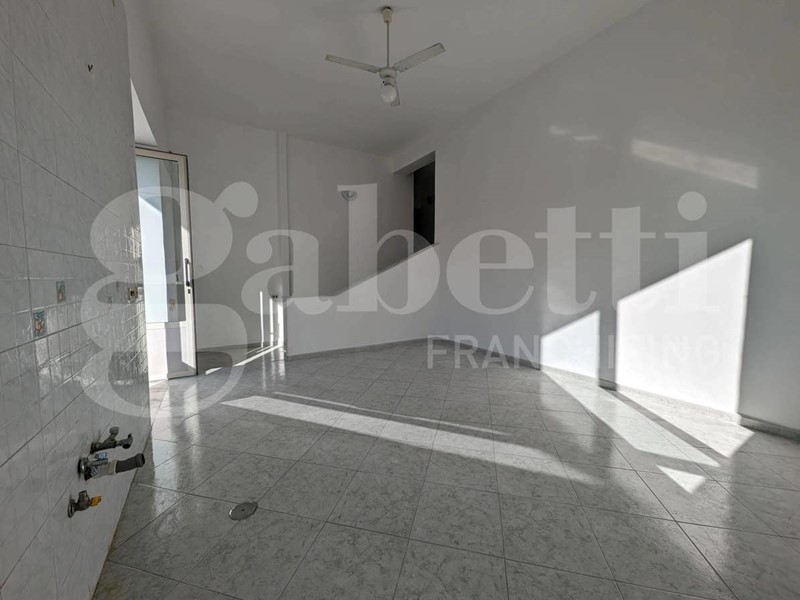 Appartamento in Affitto a Bacoli, 850&euro;, 110 m²
