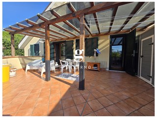 Trilocale in Vendita a Salerno, 285'000&euro;, 86 m²