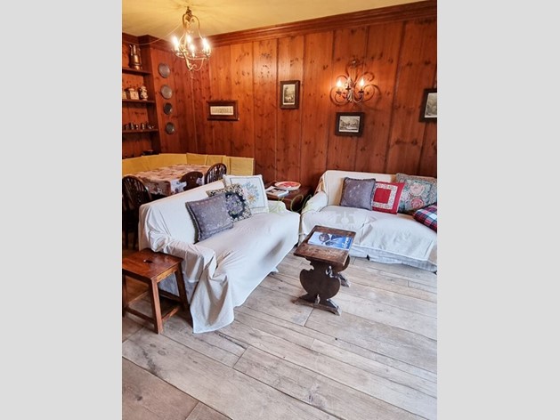 Quadrilocale in Affitto a Courmayeur, zona Centro, 90 m², arredato, con Box