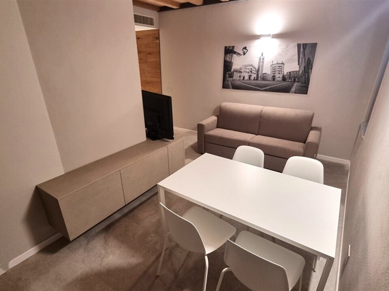 Bilocale in Affitto a Parma, 700&euro;, 45 m², arredato