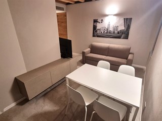 Bilocale in Affitto a Parma, 700&euro;, 45 m², arredato