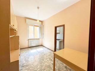 Trilocale in Vendita a Bologna, zona Ovest, 249'000&euro;, 75 m², con Box