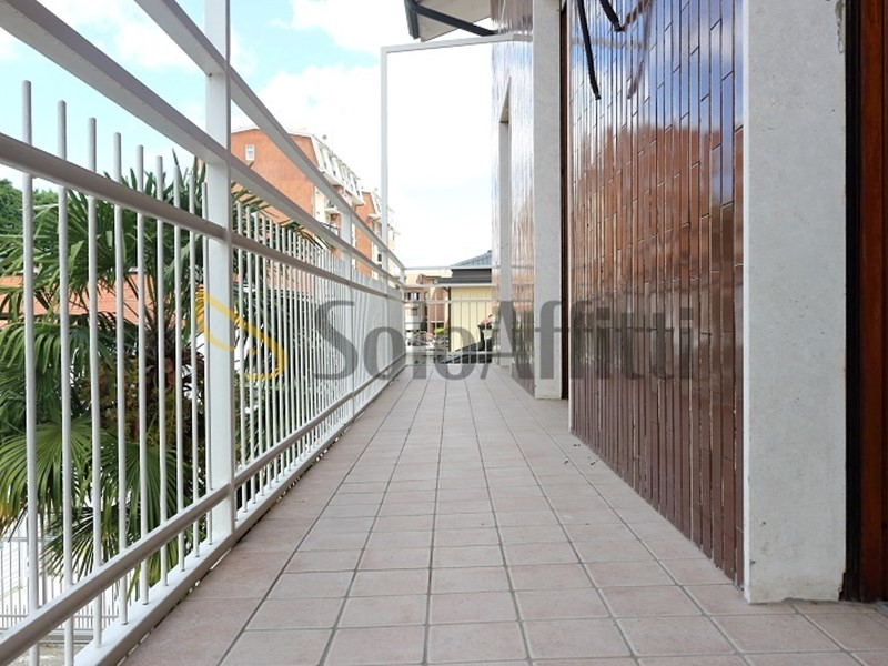 Bilocale in Affitto a Limbiate, zona Centro, 700&euro;, 71 m², arredato, con Box