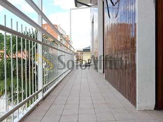 Bilocale in Affitto a Limbiate, zona Centro, 700&euro;, 71 m², arredato, con Box