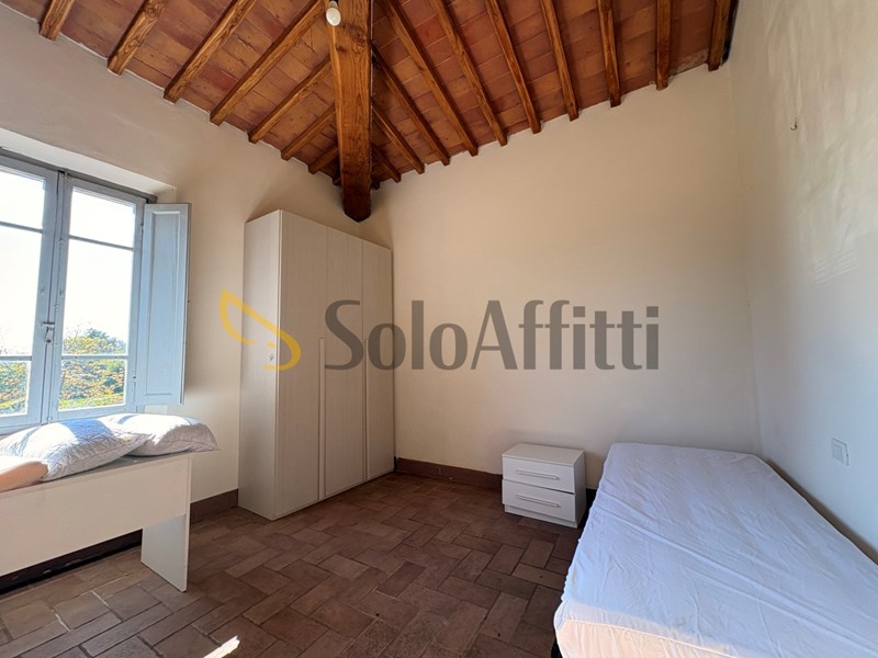 Quadrilocale in Affitto a Siena, zona Acquacalda Petriccio Uncinello, 900&euro;, 80 m², arredato