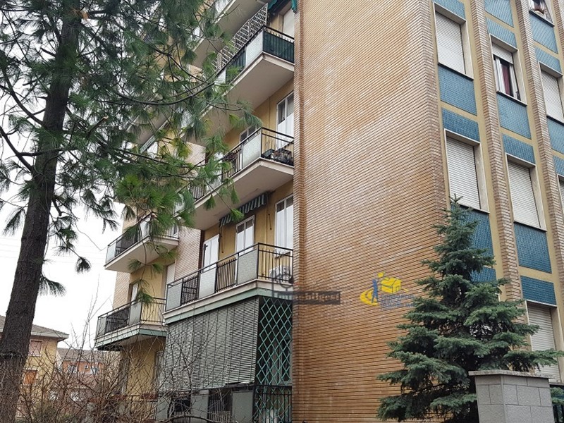 Trilocale in Vendita a Parma, zona Parma CittÃ  Nord, 140'000&euro;, 85 m², arredato, con Box