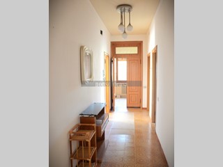 Appartamento in Vendita a Perugia, zona Sant'egidio, 135'000&euro;, 140 m², con Box