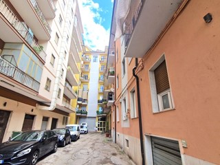 Quadrilocale in Vendita a Avellino, 219'000&euro;, 130 m²