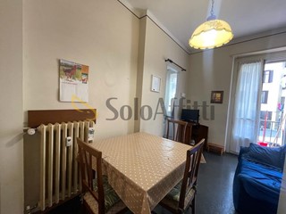 Bilocale in Affitto a Torino, zona San Donato, 458&euro;, 55 m², arredato