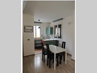 Trilocale in Affitto a Rimini, 900&euro;, 82 m², arredato