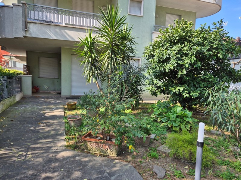 Trilocale in Affitto a Riccione, 2'500&euro;, 80 m²