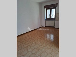Bilocale in Affitto a Laveno Mombello, zona cerro, 500&euro;, 50 m²