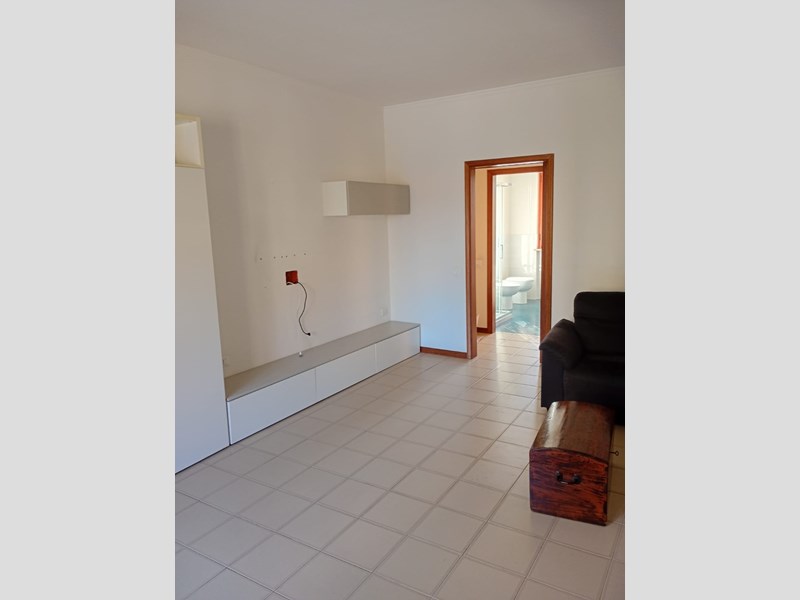 Trilocale in Vendita a Lucca, zona San. Concordio - San Donato, 260'000&euro;, 85 m²