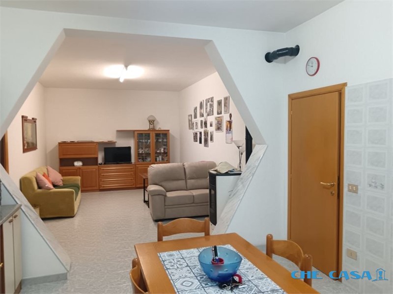 Trilocale in Vendita a Tavoleto, 118'000&euro;, 110 m²
