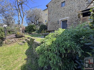 Bilocale in Vendita a Lamporecchio, 90'000&euro;, 45 m²