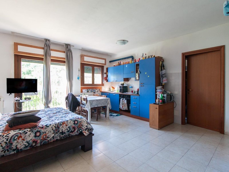 Monolocale in Vendita a Pisa, zona Riglione Oratoio, 93'000&euro;, 40 m², arredato