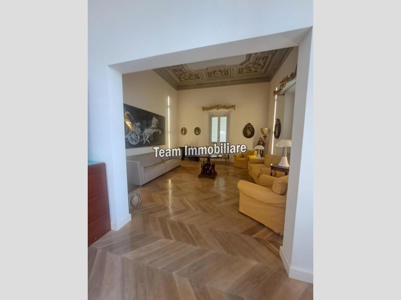 Appartamento in Vendita a Livorno, zona Antignano, 1'400'000&euro;, 290 m²
