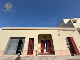 Appartamento in Vendita a Alessano, zona Montesardo, 159'000&euro;, 241 m², con Box