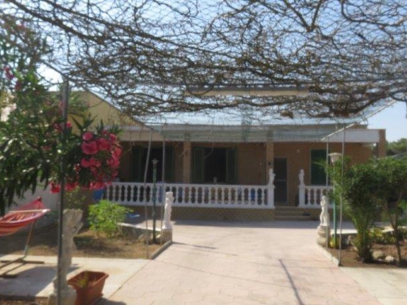 Appartamento in Vendita a Lecce, zona Torre Rinalda, 138'000&euro;, 125 m², arredato, con Box